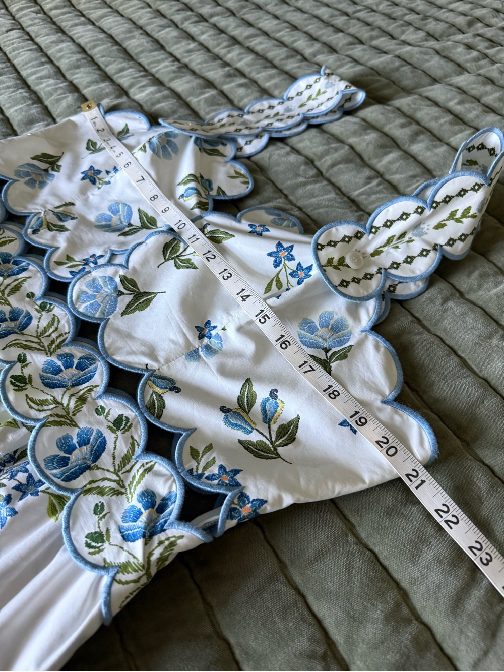 FARM Rio x Anthropologie Sleeveless Scalloped Trim Printed Midi Dress - Picture 5 of 7
